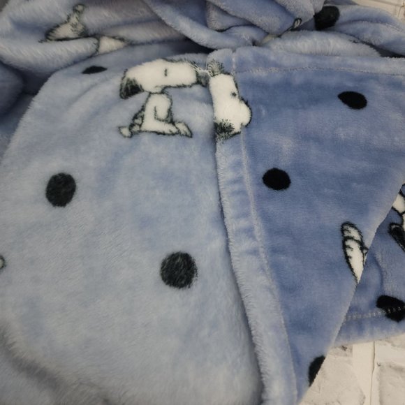 Peanuts Snoopy Extra Long Plush Pet Throw 60"X70" Berkshire Polk A Dot Blue - Picture 3 of 11